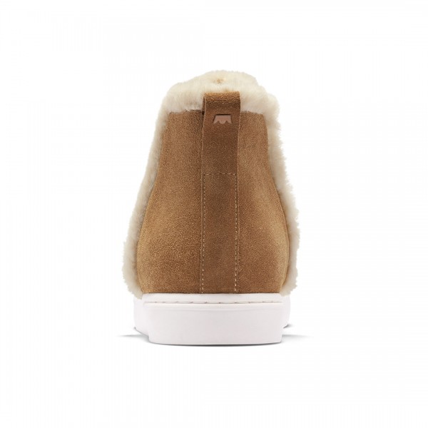The Falcon - Saddle Faux Fur