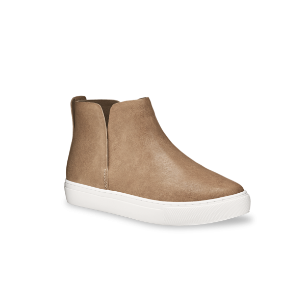 The Falcon - Cafe au Lait Leather