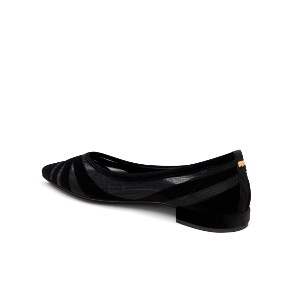 The Goldfinch 15 - Black Velvet Mesh