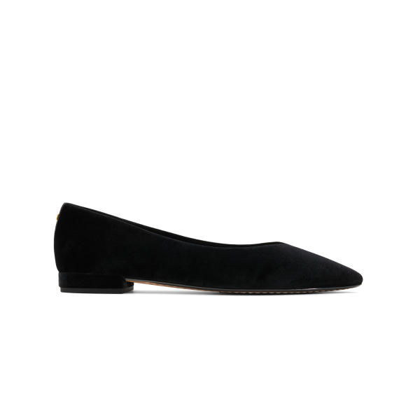 The Goldfinch 15 - Black Velvet