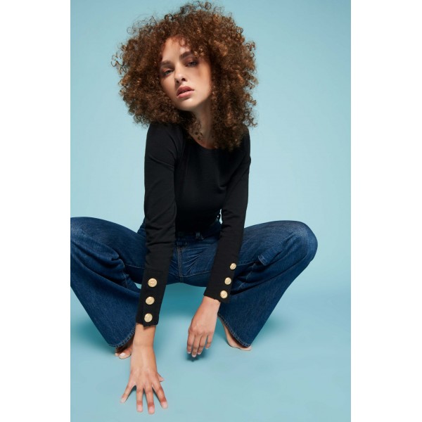 Kiana Crew Neck